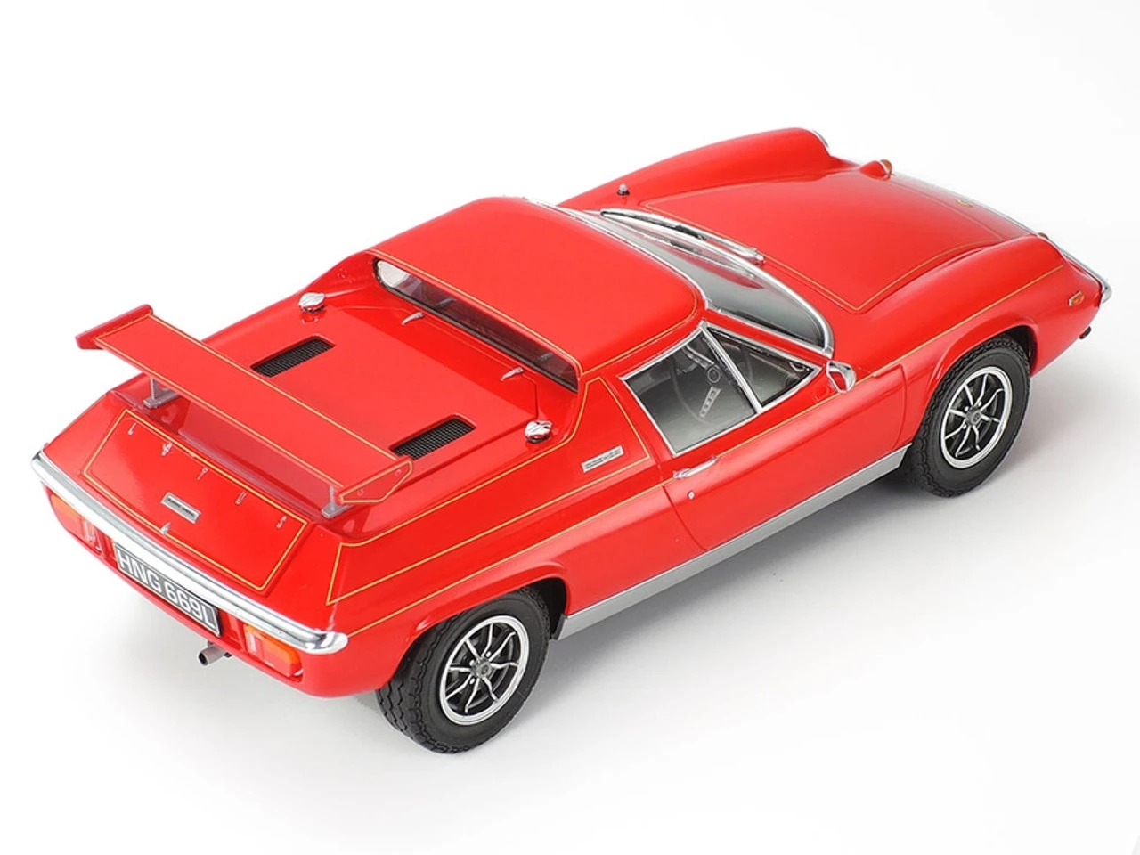 Tamiya 24358 1/24 Scale 1966 Lotus Europa Special Sports Car (Kit) 4 Tamiya 24358 1/24 Scale 1966 Lotus Europa Special Sports Car (Kit) - Image 2