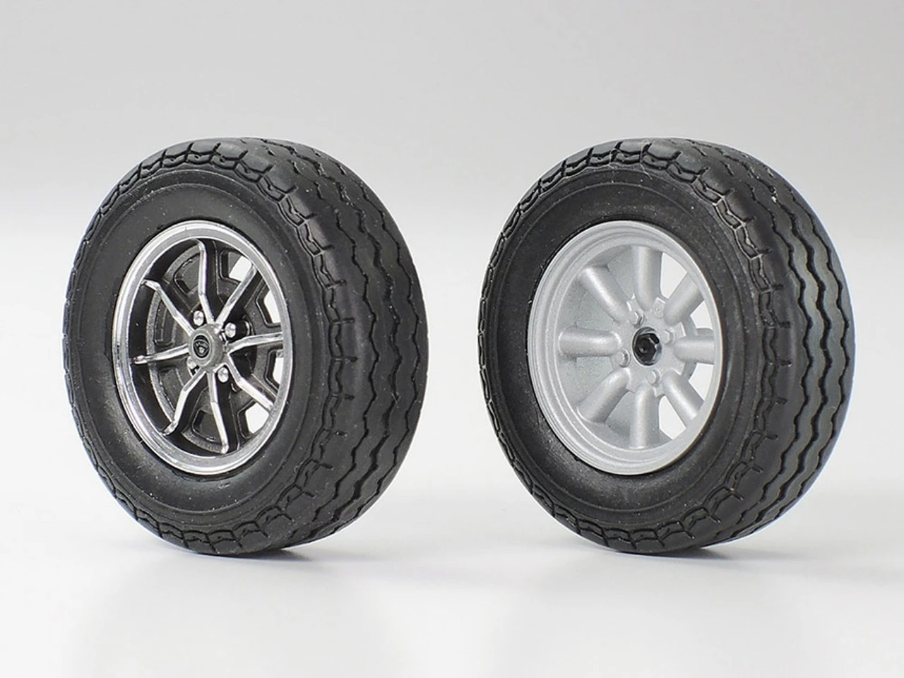 Tamiya 24358 1/24 Scale 1966 Lotus Europa Special Sports Car (Kit) 8 Tamiya 24358 1/24 Scale 1966 Lotus Europa Special Sports Car (Kit) - Image 6