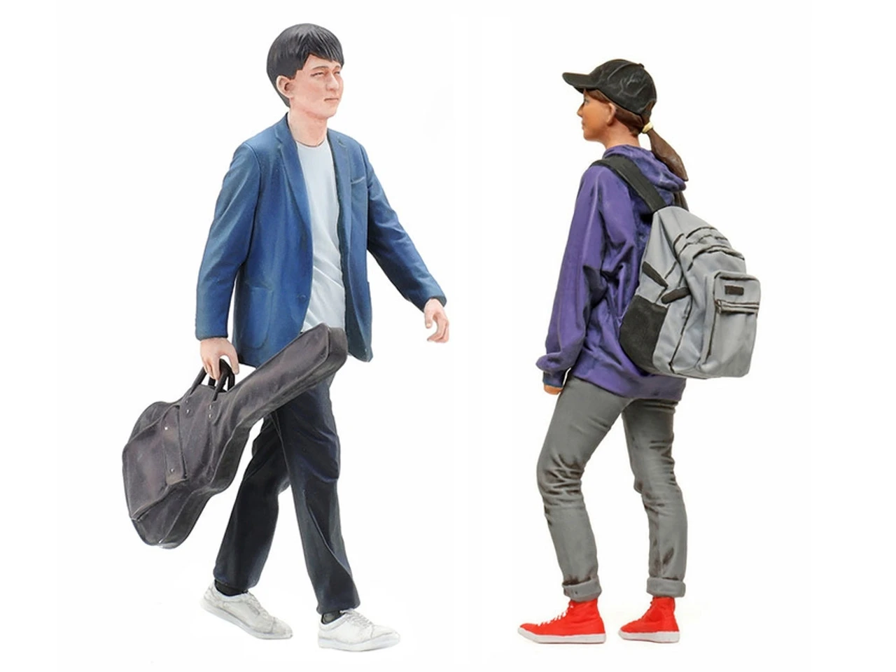 Tamiya 24356 1/24 Campus Friends Set II 5 New Modern Age Contemporary Figures 9 Tamiya 24356 1/24 Campus Friends Set II 5 New Modern Age Contemporary Figures - Image 7
