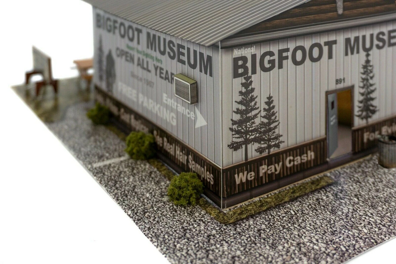 BK 6436 1:64 Scale Slot Car HO Bigfoot Museum Kit 8 BK 6436 1:64 Scale Slot Car HO Bigfoot Museum Kit - Image 6