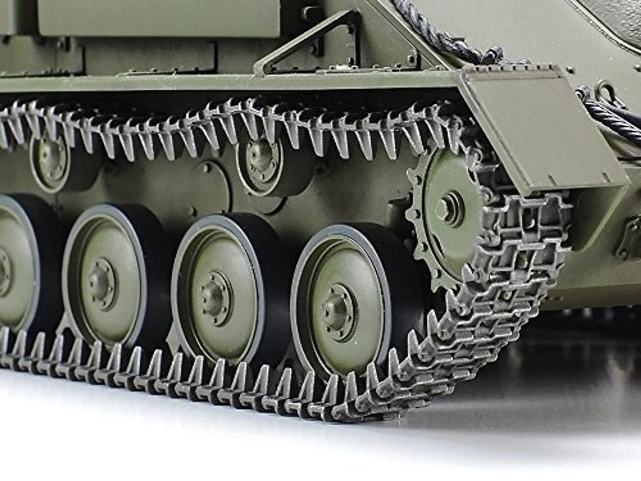 Tamiya Russian Self-Propelled Gun Su-76M 1/35 3 Tamiya Russian Self-Propelled Gun Su-76M 1/35